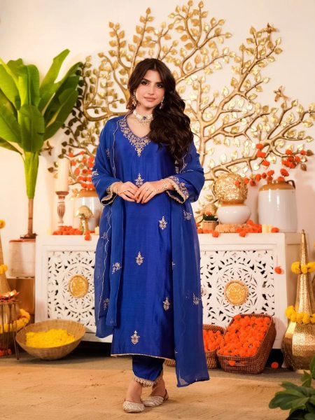 Flawless Blue Mal Chanderi Kurti Pant Dupatta Set with Embroidery Work