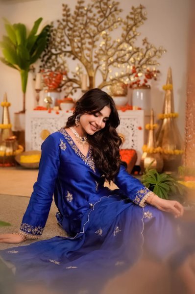 Flawless Blue Mal Chanderi Kurti Pant Dupatta Set with Embroidery Work Embroidery Kurtis 