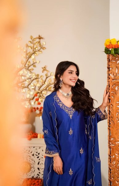 Flawless Blue Mal Chanderi Kurti Pant Dupatta Set with Embroidery Work Embroidery Kurtis 