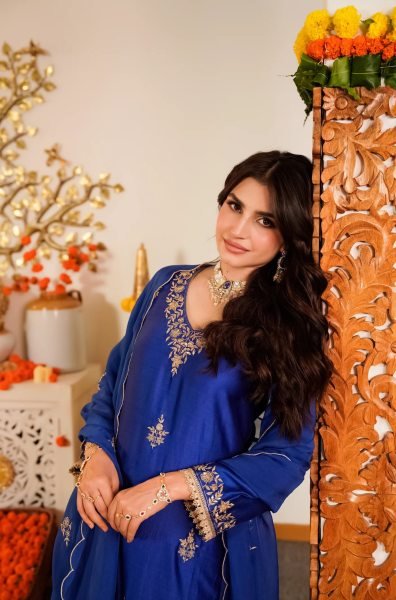 Flawless Blue Mal Chanderi Kurti Pant Dupatta Set with Embroidery Work Embroidery Kurtis 