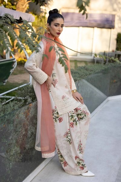 Floral Digital Print Farsi Palazzo Set with Embroidered Georgette Top &  Tabby Silk Dupatta Ready To Wear Collection