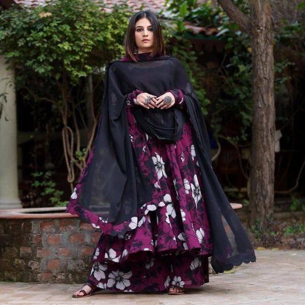 Floral Georgette White Flower Printed Kurti With Dupatta Kurti With Dupatta Wholesale