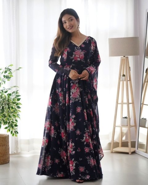 Floral Printed Soft Georgette Kurti & Dupatta With Fancy Lace Work  Kurti With Dupatta Wholesale