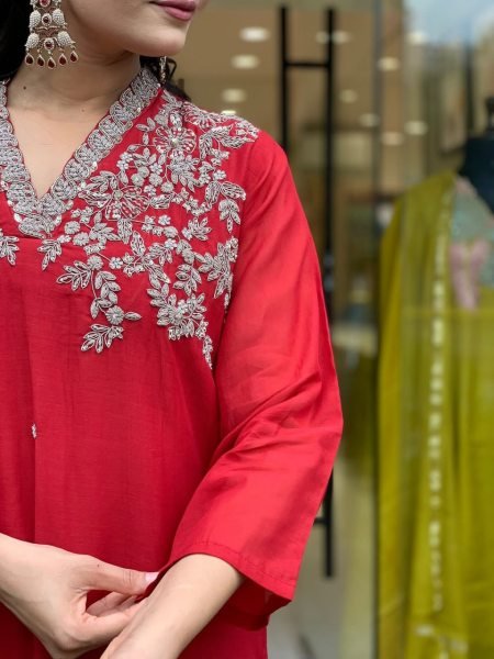 Fresh Chanderi Embroidered Kurti Pant Dupatta Set for Partywear at Manufacturer Rate  Straight Cut Long Kurtis