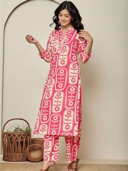 Fresh Pink  long lasting digital print Poly Rayon Kurti Pant Set at Manufacturer Rate Kurti With Bottom Wholesale