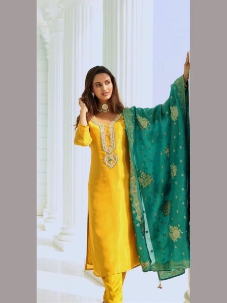 Yellow Color  Sequence    Embroidery Work Kurti Set 3 Piece Kurti Set