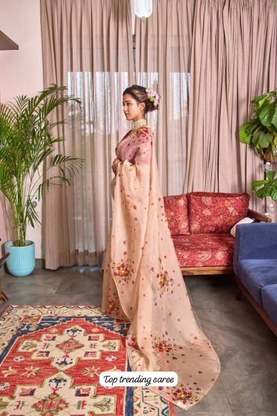 Functional Beige Soft Tabi Floral Printed Saree with Handwork Chinon Blouse For Party Printed Cotton Sarees Wholesale