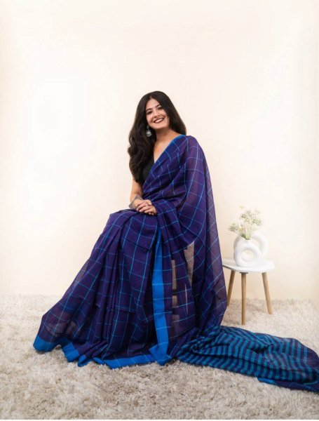 Functional Blue Linen Cotton Checks Saree with Contrast Border and Tussle at Wholesale Rate Printed Cotton Sarees Wholesale