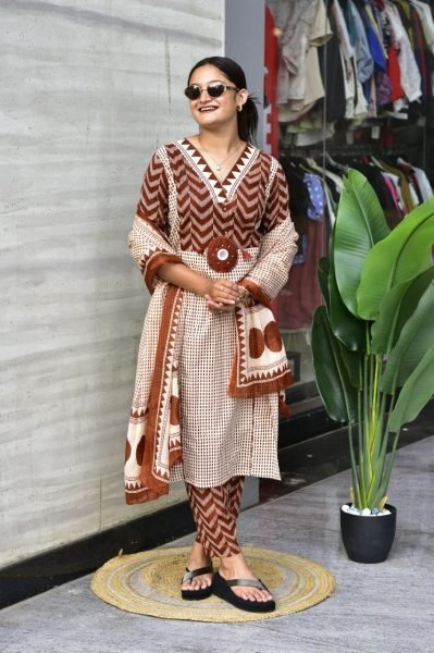 Functional Coffe Brown Jaipur Cotton Kurta Pant Dupatta Set for Women Printed Kurtis