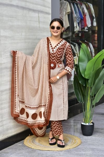 Functional Coffe Brown Jaipur Cotton Kurta Pant Dupatta Set for Women Printed Kurtis