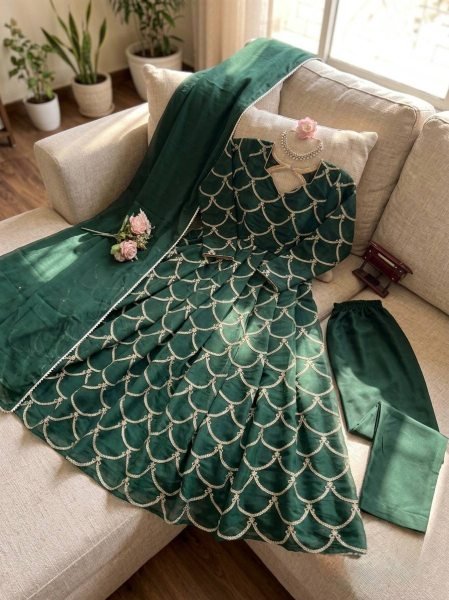 Functional Green Mal Chanderi Embroidered Gown with Matching Pant and Designer Dupatta Ready To Wear Collection