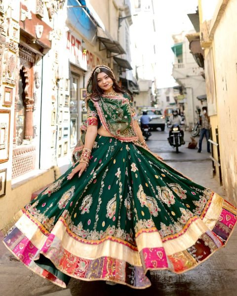 Functional Green Muslin Cotton Mirror Work Lehenga Choli for Navratri and Garba Nights Navratri Lehnega Choli