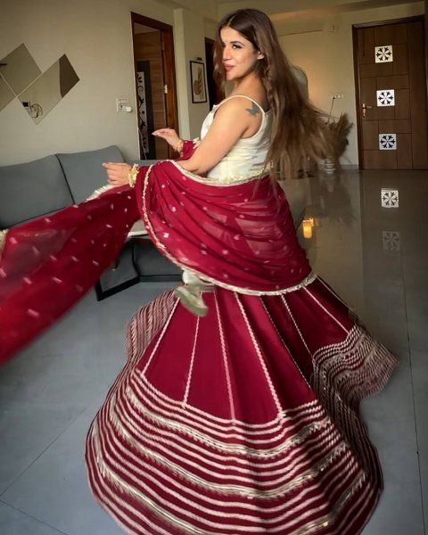 Functional White Fendy Silk Top And Georgette Lehenga Using Lace Work For Function Ready To Wear Collection