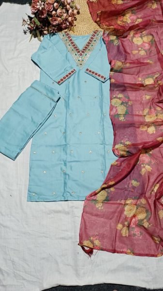 Futuristic Cotton Silk Kurti Pant Set with Organza Dupatta for Women Embroidery Kurtis 