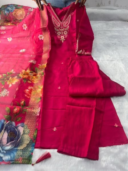 Futuristic Roman Silk Embroidered Kurti Pant Set with Heavy Chanderi Jacquard Dupatta for Women Embroidery Kurtis 