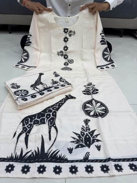Futuristic White Casual Ethnic Wear Kurta Set with Mirror Work at Manufacturer Price Printed Kurtis