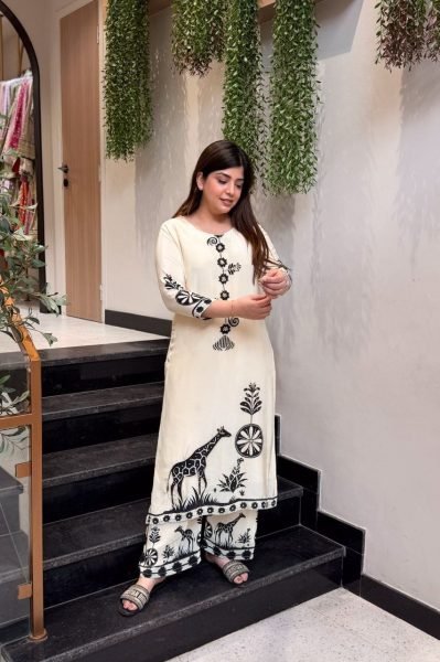 Futuristic White Casual Ethnic Wear Kurta Set with Mirror Work at Manufacturer Price Printed Kurtis