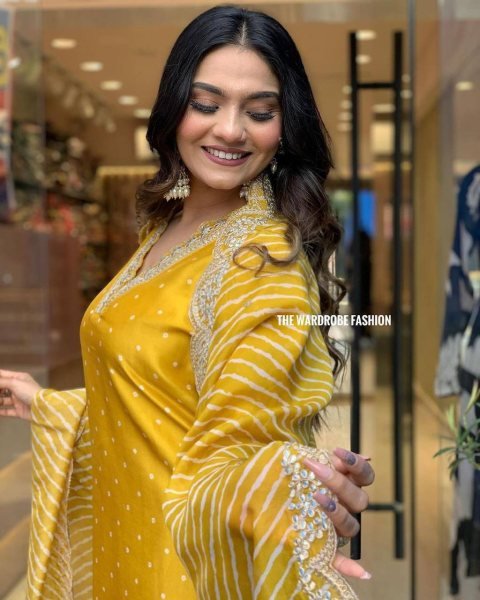Futuristic Yellow Designer Chinon Silk Kurti Pant Set with Rose Gold Coding Work at Wholesale Rate Printed Kurtis
