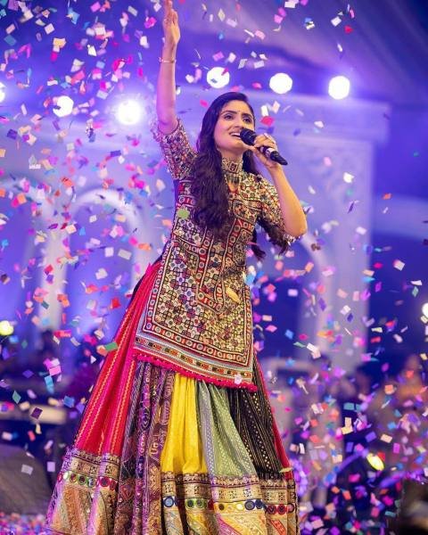 Geeta Rabari Navratri Muslin Cotton Chaniya Chol with Real Mirror Work at Wholesale Rate Navratri Lehnega Choli