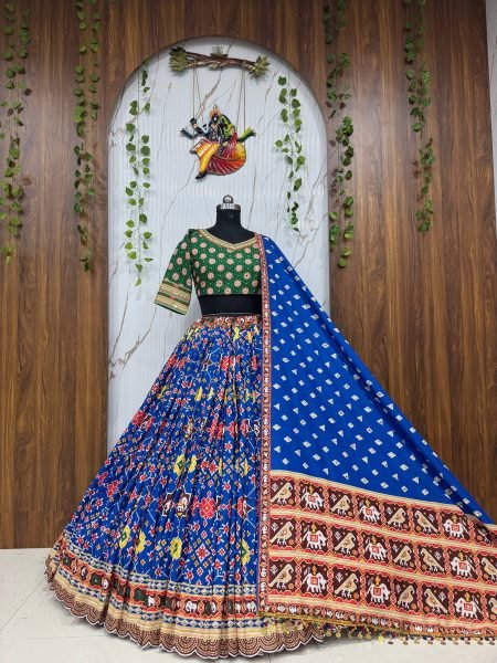 Geeta Rabari Style Muslin Cotton Lehenga Choli With Real Mirror Work For Dadiya Night  Navratri Lehnega Choli