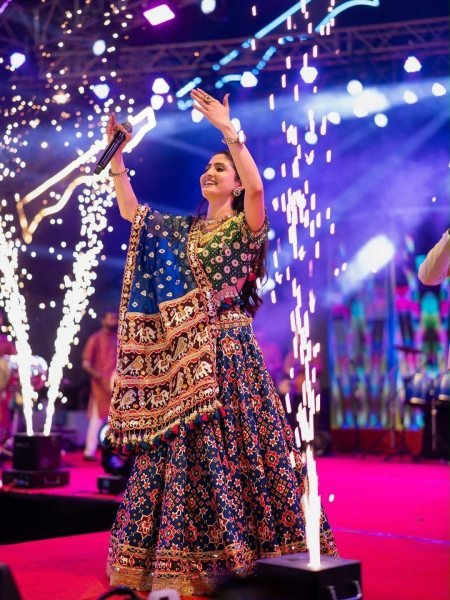 Geeta Rabari Style Muslin Cotton Lehenga Choli With Real Mirror Work For Dadiya Night  Navratri Lehnega Choli