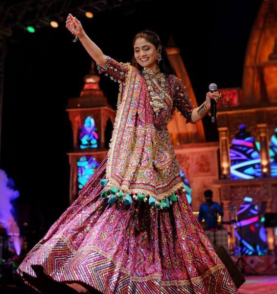 Geeta Rabari Style Muslin Mirror Work Lehenga Choli Set Perfect for Dandiya Nights Navratri Lehnega Choli