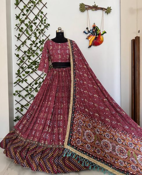 Geeta Rabari Style Muslin Mirror Work Lehenga Choli Set Perfect for Dandiya Nights Navratri Lehnega Choli