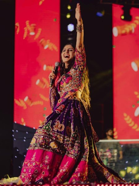  Geeta Rabari Wearing Muslin Cotton Lehenga Choli with Real Mirror Work and Designer Dupatta Navratri Lehnega Choli