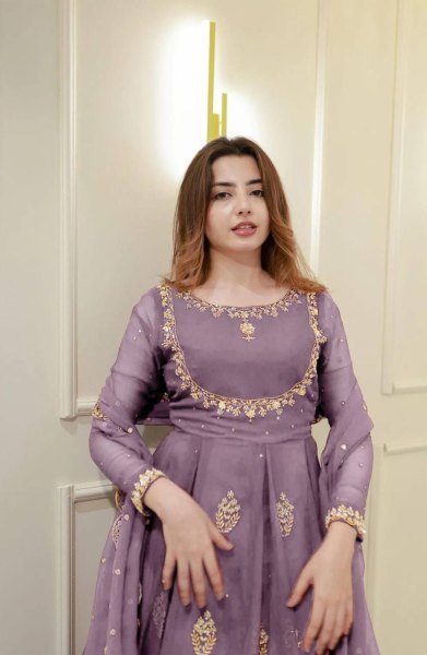 Genteel Lavender Fully Stitched Long Gown with Border Dupatta at Manufacturer Rate Anarkali Kurtis 