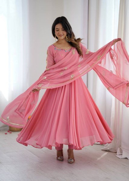 Innovative Georgette Gown Set with 7 Meter Flair Featuring Sequins Work at Wholesale Price Ready To Wear Collection