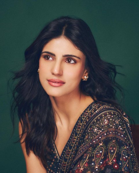 Georgette Royal Blue Saree with Shimmer Detailing and Embroidery Blouse For Wedding Wear Designer Wedding Sarees Wholesale