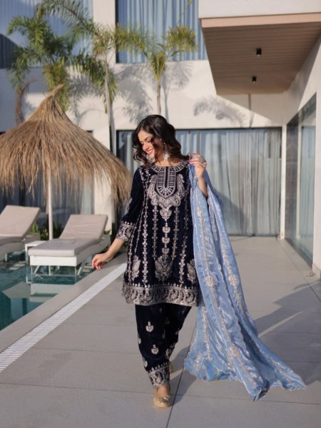 Glamorous Black Velvet Suit Set with Zari Embroidery for Women Wedding Wear Ready To Wear Suit