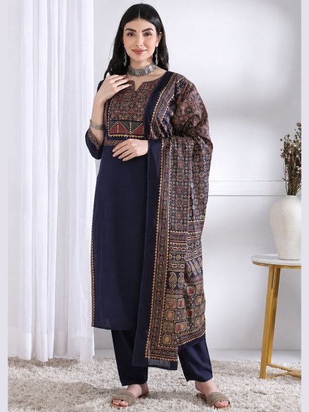 Glamorous Blue Rayon Slub Printed Kurti Palazzo Set with Chanderi Printed Dupatta Kurtis