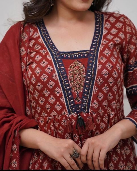 Glamorous Comfortable Cotton Anarkali Kurti Set with Embroidery Neck Work For Summer Wear Printed Kurtis