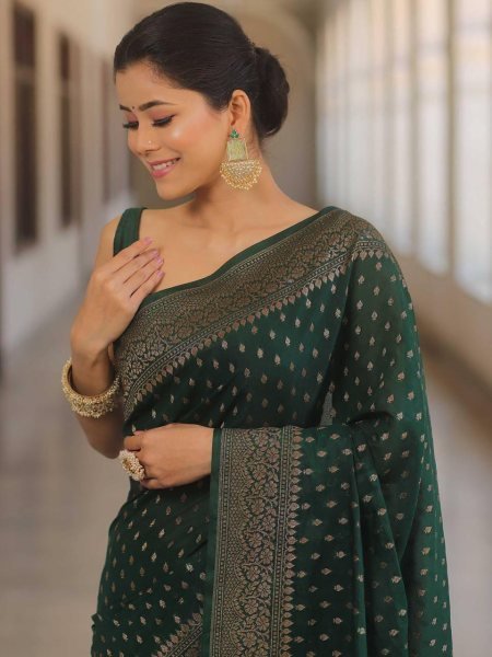 Glamorous Dark Green Soft Lichi Silk Saree with Rich Pallu at Manufacturer Rate Silk Sarees Wholesale