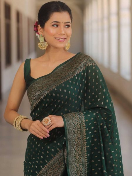 Glamorous Dark Green Soft Lichi Silk Saree with Rich Pallu at Manufacturer Rate Silk Sarees Wholesale