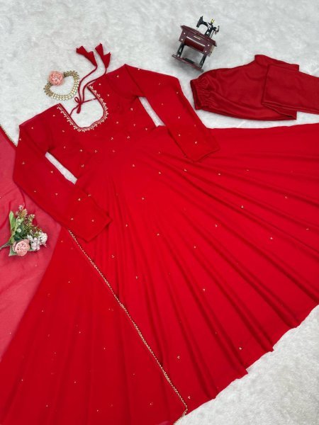 Glamorous Faux Georgette Diamond Work Suit Set with Lace Dupatta for Function Wear Plus Size Kurti / Gown