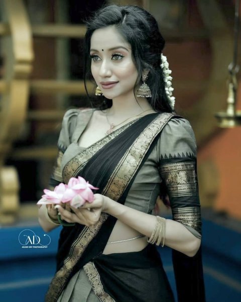 Glamorous Grey Kanjivaram Silk Half Saree Set with Designer Banarasi Dupatta Half Saree Lehenga