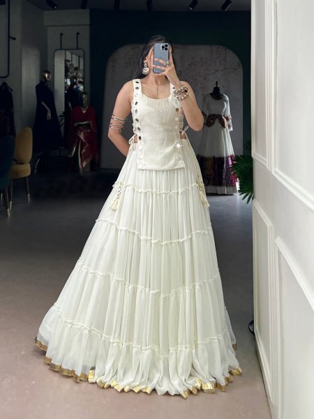 Glamorous White Navratri Special Lehenga Choli with 14 Meter Flair for Dandiya Events