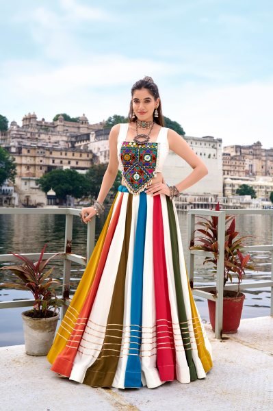 Glamorous White Pure Rayon Chaniya Choli with Original Mirror Gamthi at Wholesale Rate Navratri Lehnega Choli