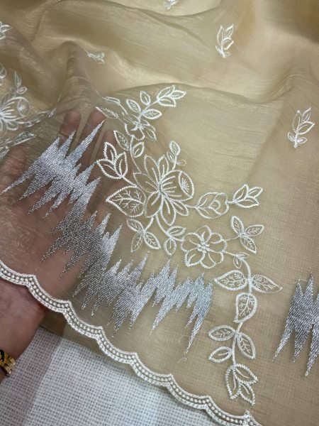 Gorgeous Cream Designer Melborne Silk Saree with Full Border Zari Work at Wholesale Rate Embroidery Sarees Wholesale