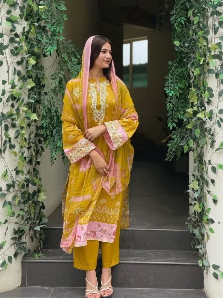 Grace infused Lilac Muslin Pakistani Suit with Cotton Lining   Embroidered Neck   Heavy Dupatta for Occasion Wear  Straight Cut Long Kurtis