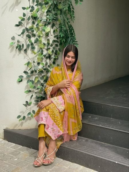 Grace infused Lilac Muslin Pakistani Suit with Cotton Lining   Embroidered Neck   Heavy Dupatta for Occasion Wear  Straight Cut Long Kurtis