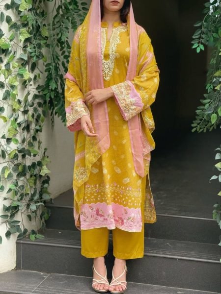 Grace infused Lilac Muslin Pakistani Suit with Cotton Lining   Embroidered Neck   Heavy Dupatta for Occasion Wear  Straight Cut Long Kurtis