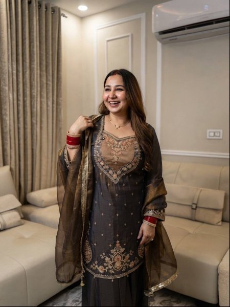 Graceful Brown Ready-to-Wear NC Moss Silk Top Palazzo with Lace Border Dupatta at Wholeslae Rate Ready To Wear Collection