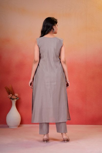 Graceful Designer Grey Roman Kurta Pant Set with Embroidery Work for Office Wear Embroidery Kurtis 