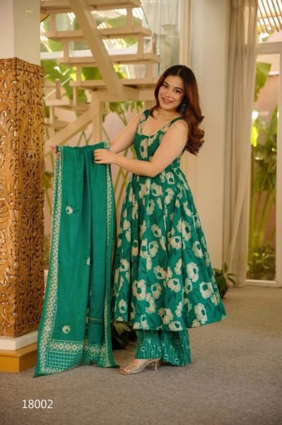 Graceful Green Designer Digital Print Muslin Silk Kurti Set at Wholesale Rate Anarkali Kurtis 