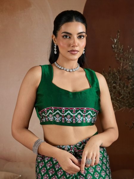 Graceful Green Traditional Ajrakh Print Saree with Ethnic Digital Design Georgette Sarees Wholesale