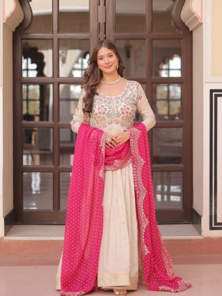 Graceful Pink Anarkali Gown in Jacquard With Heavy Work & Printed Dupatta Kurtis