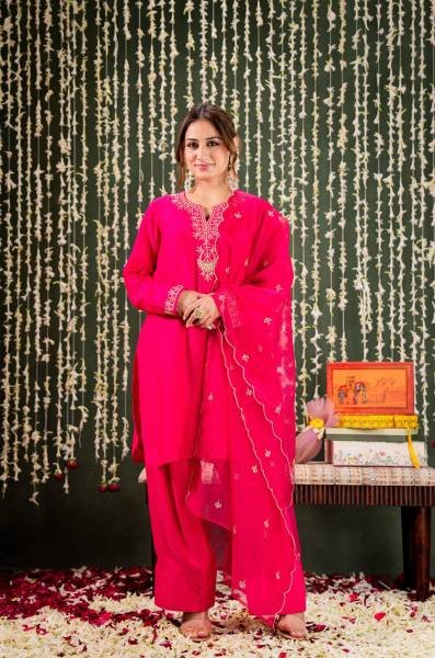 Graceful Pink Embroidered Chanderi Salwar Suit With Organza Dupatta Embroidery Kurtis 